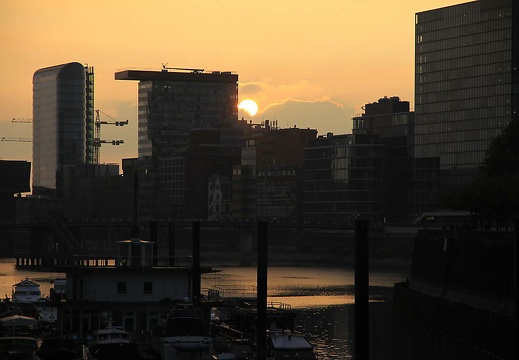 img 0005 20161119 1569306836